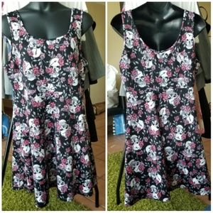 2x Torrid skull & flowers